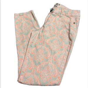 Hot Kiss Cat Capri 7